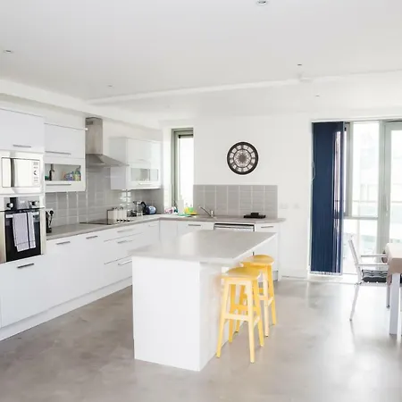 Reeks Gateway Townhouse Lejlighed