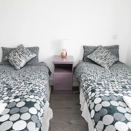 דירה Reeks Gateway Townhouse *