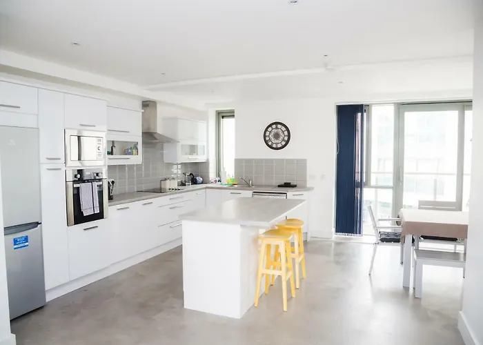 Reeks Gateway Townhouse דירה